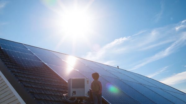 Guide complet pour particuliers : optimiser vos économies avec des panneaux solaires